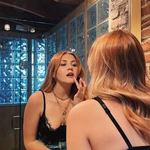 Meet your Posher, Victoria